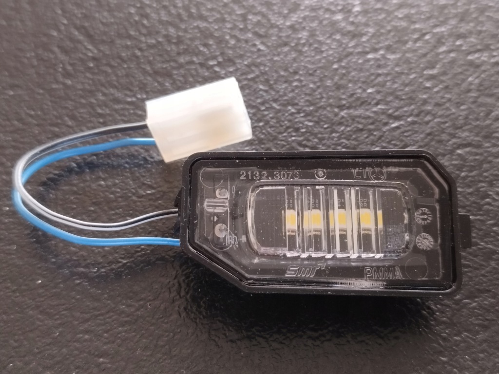 Купить Лампа led зеркало левая a0999060901 mercedes w177