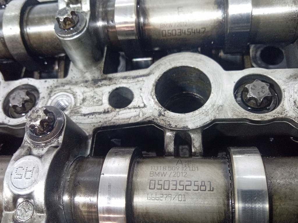 фото №10, Bmw x6 e71 e72 3.0d 306 km головка двигателя 7800003 n57d30t0