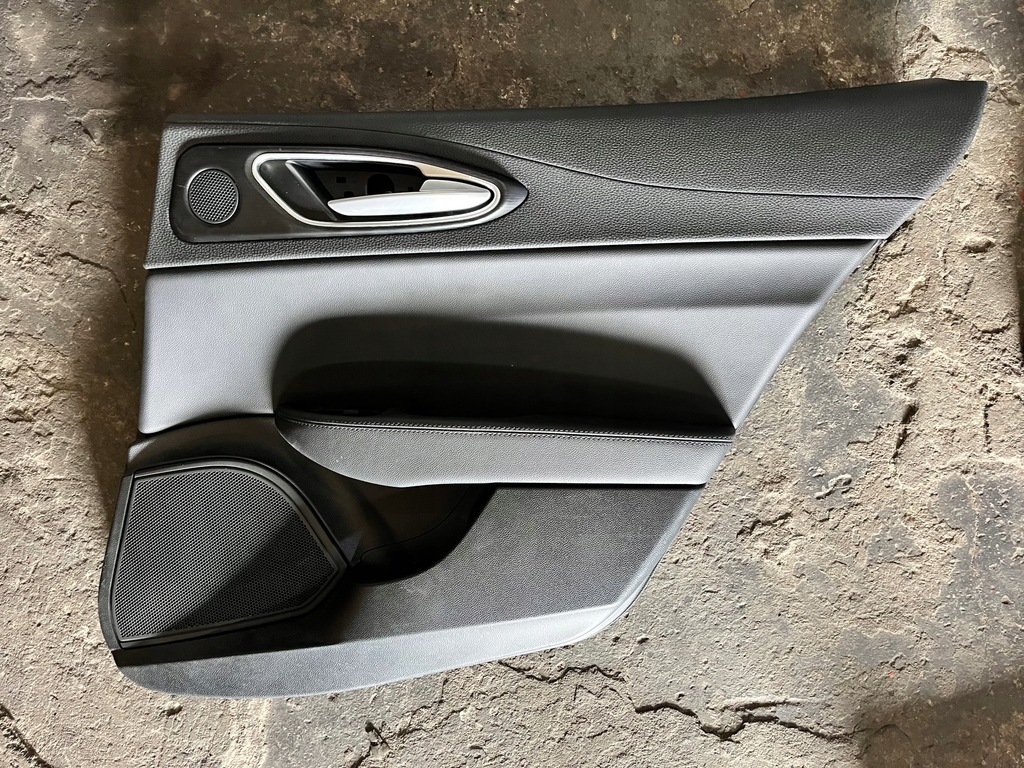 фото №1, 166 giulia обивка обшивка дверь задний правый