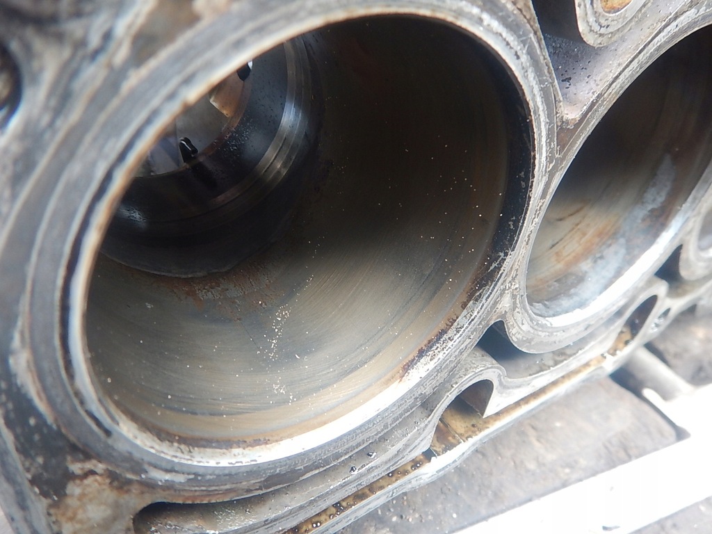 фото №9, Bmw e87 e90 e92 1.8 2.0 n43 n43b20a lift блок двигателя 7552781 оригинал