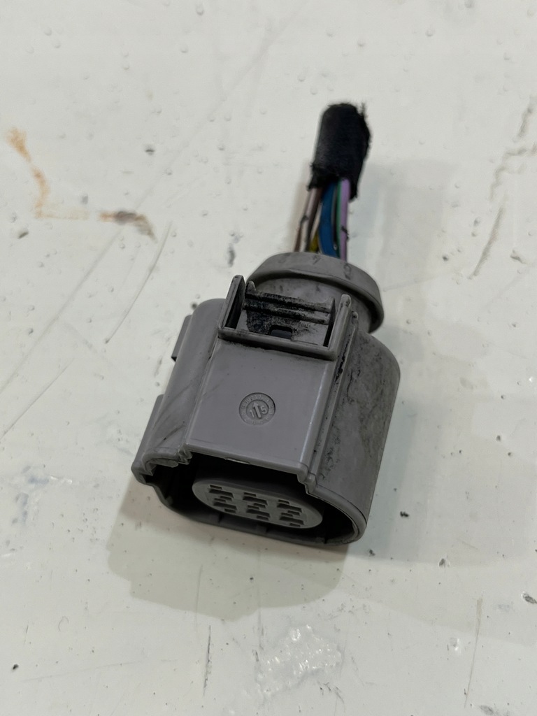 фото №1, Колодка штекер seat leon 5f 4h0973713b