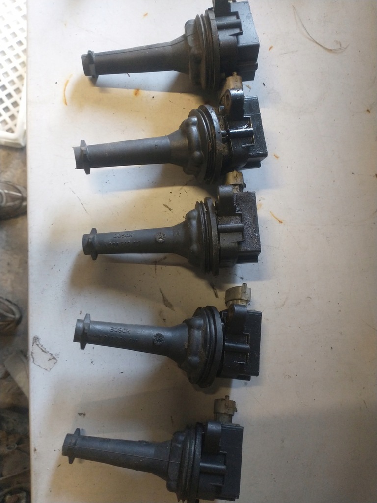 фото №1, Катушка зажигания volvo ford focus ii st 30713417 0221604010