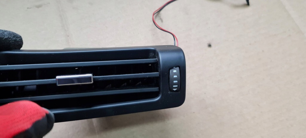 Maserati quattroporte vi решітка обдув стійка лівий перед 670011275 Зі Шроту