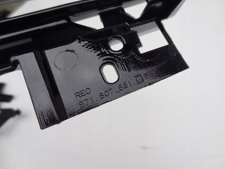 фото №7, Левая решётка бампер перед 971807681c porsche panamera 971