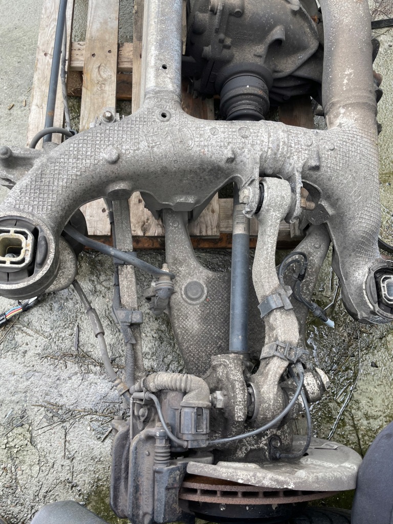 фото №1, Bmw 5 f10 подвеска задняя ступица поворотный кулак рычаг 3.0d n57