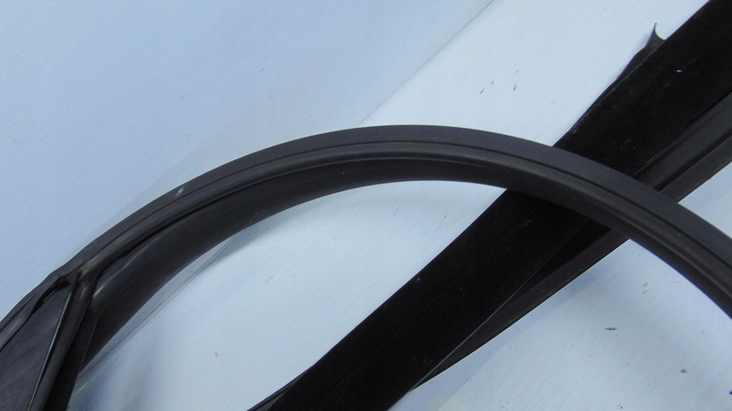 фото №5, | mercedes w207 прокладка двері права + скло