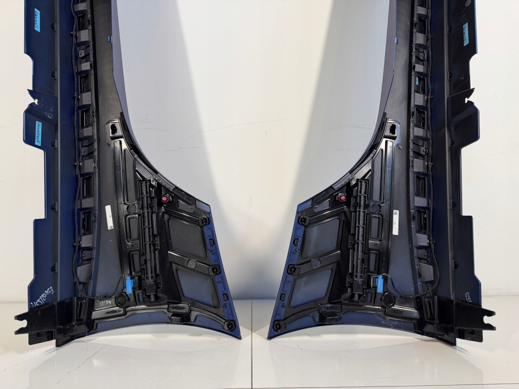 Mercedes gt купе 6.3 amg a192 192 молдинг порог правая порог оригинальная Доставка