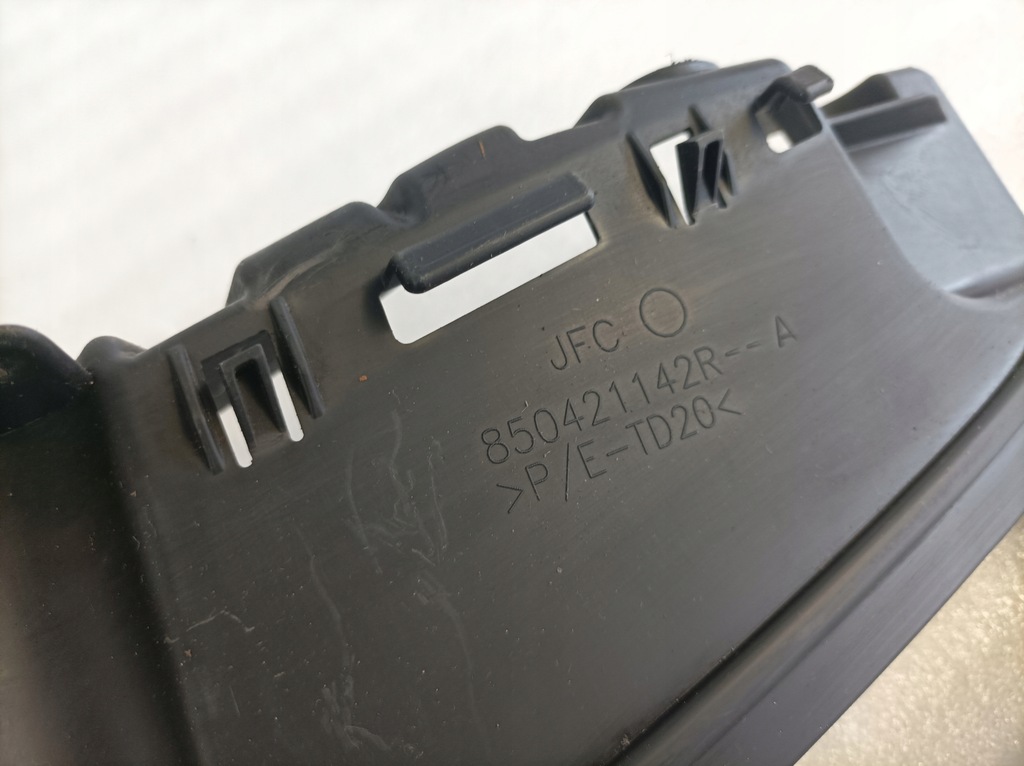 фото №9, Напрямна бампера задня renault espace v 850421142r