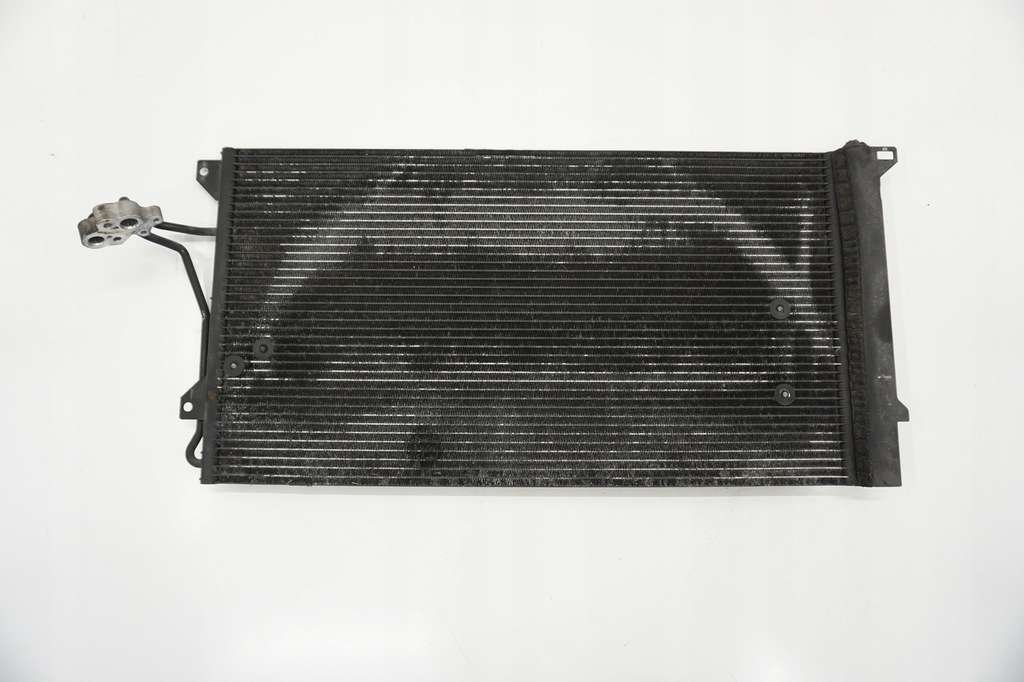 фото №1, Audi q7 4l радиатор кондиционера 3.0tdi