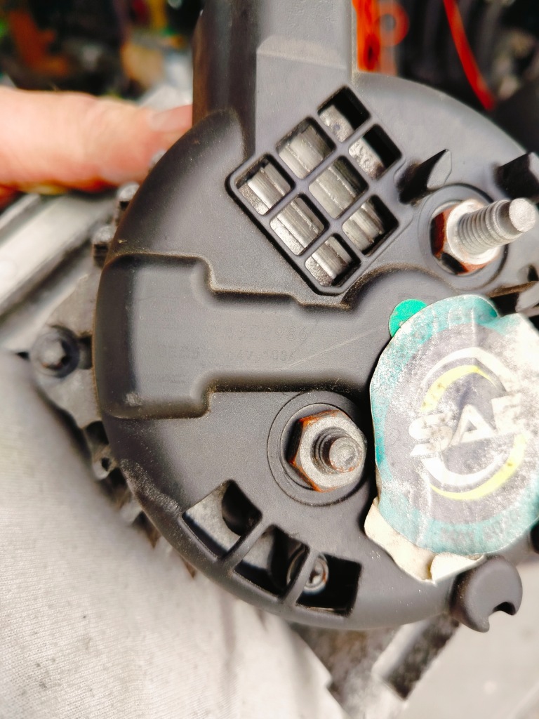 Opel astra j генератор 1.3 cdti a13dte 13502986 с Разборки