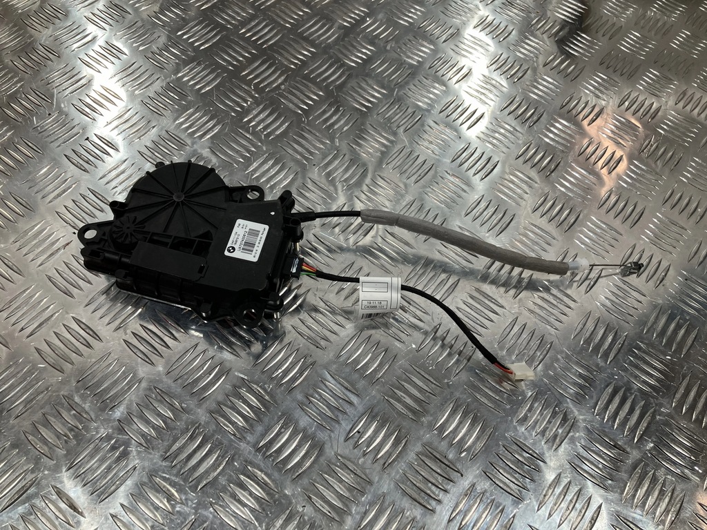 фото №1, Доводчик крышки багажника bmw x1 f48