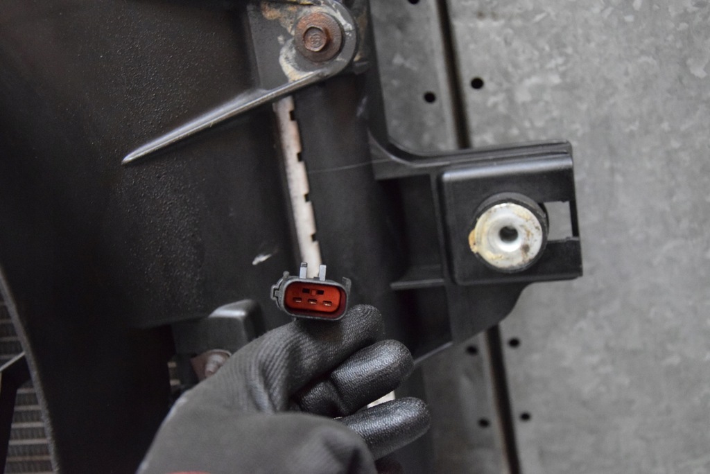 фото №5, Jeep grand cherokee wj 4.0 радіатор wody вентилятор комплект 99-