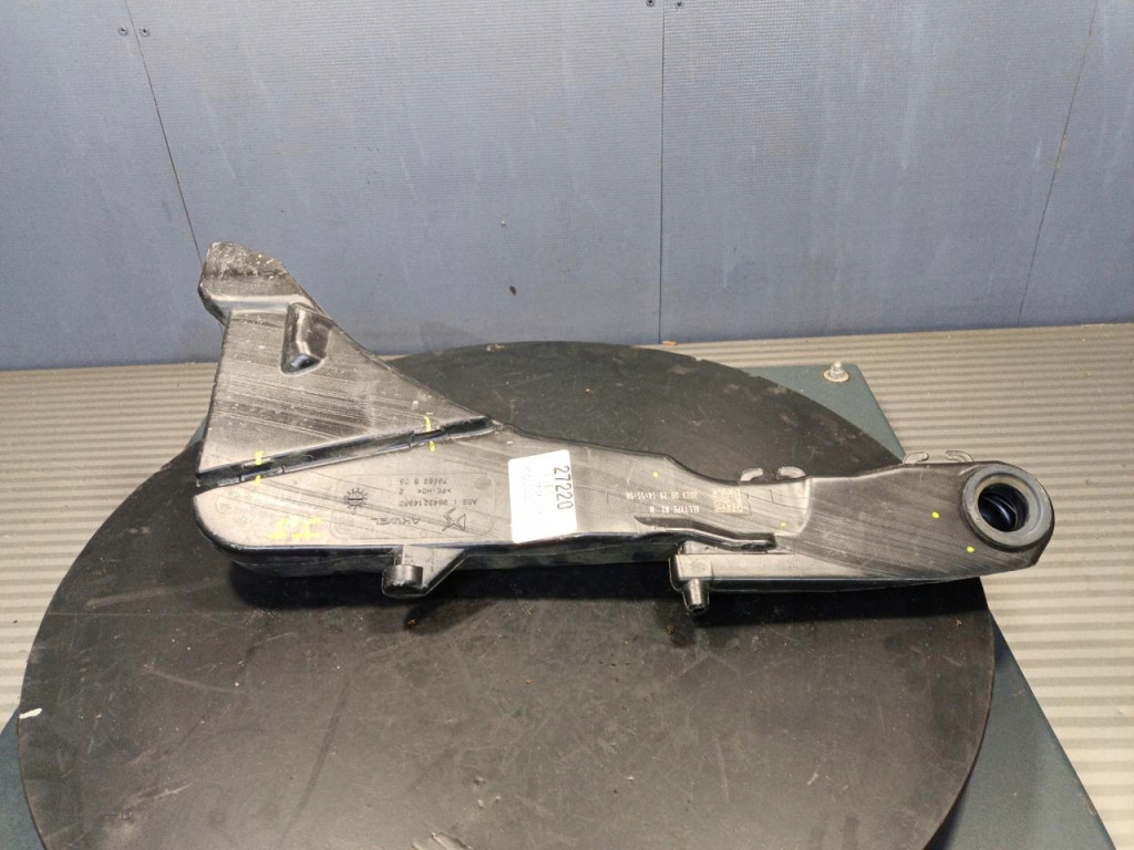 фото №1, Opel astra l бак жидкость омывателя 9843214980