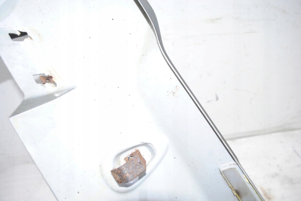 фото №8, Бампер накладка задня x08 mitsubishi l200 06r-