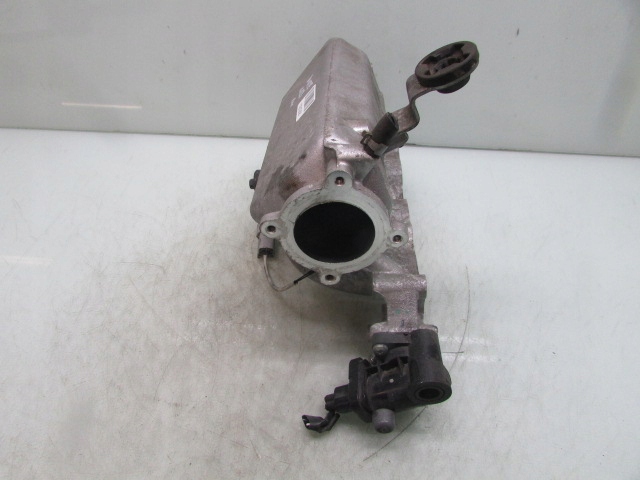 фото №2, Note e12 ii 1.2 14r колектор всмоктуючий регулятор кришка