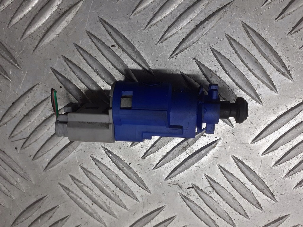 фото №1, Датчик света стоп стоп-сигнал renault modus 1.2 8200276359