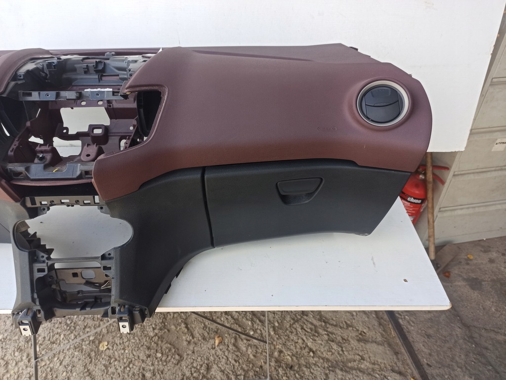 фото №6, Приборная панель приборная консоль приборная панель ford fiesta mk7 bordowa europa