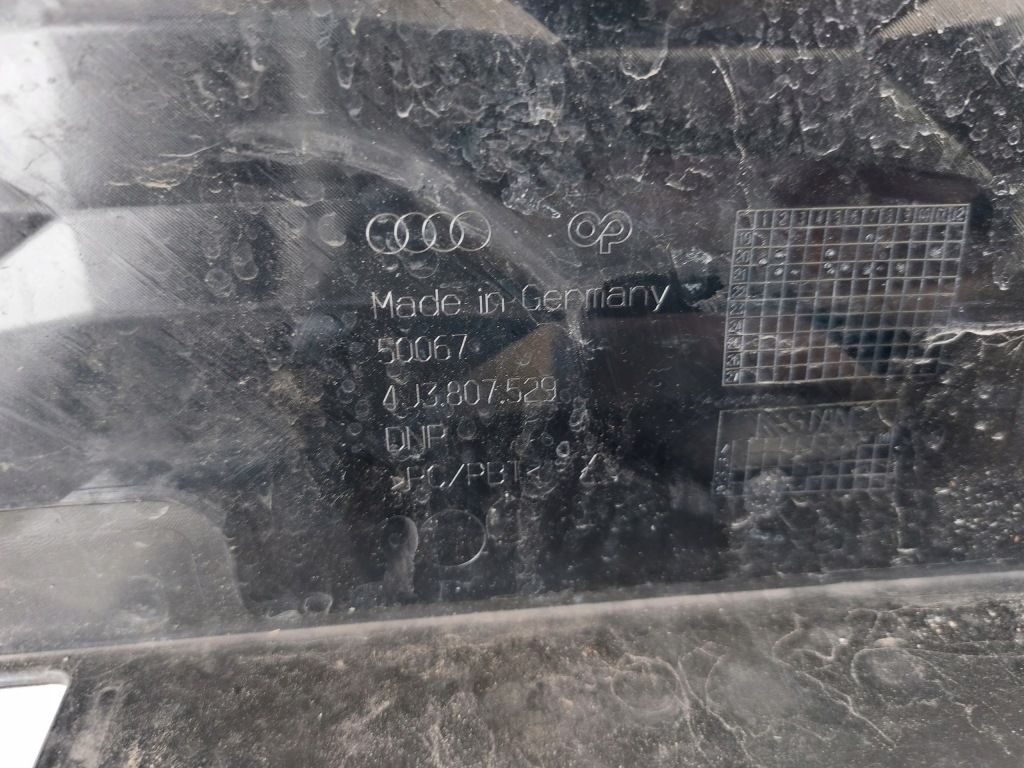 фото №7, Audi e-tron rs бампер перед 4j3807529 оригінал