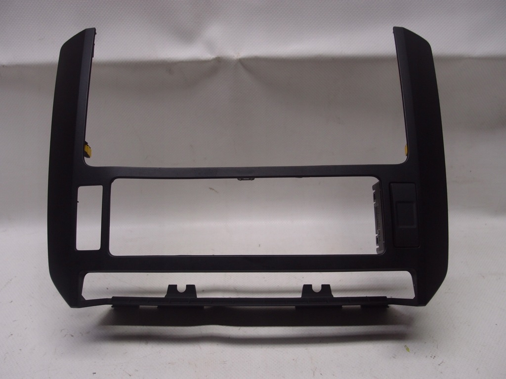 фото №1, Захист рамка радіо hyundai h350 2016r