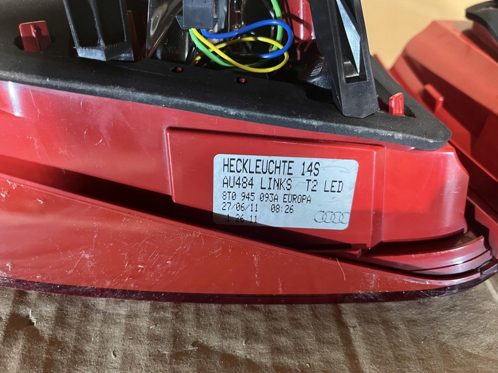 Audi a5 8t купе комплект лампа задній ліва правий 8t0945096d led Ціна