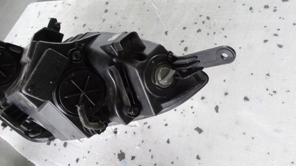 фото №6, Hyundai ix20 12r лампа передняя правая