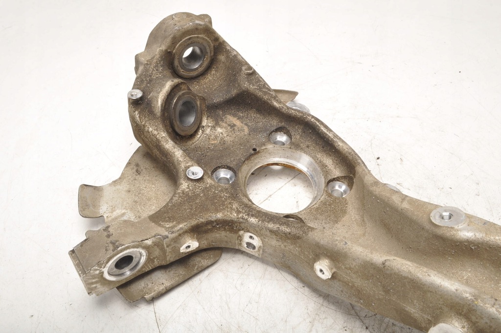 фото №9, Defender l663 3.0 поворотный кулак левая передняя 21r