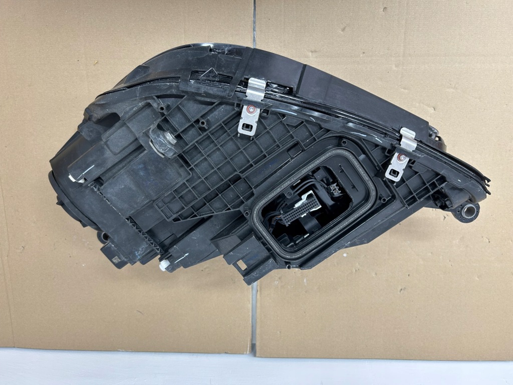 Купити Фара права mercedes gle w167 full led performace