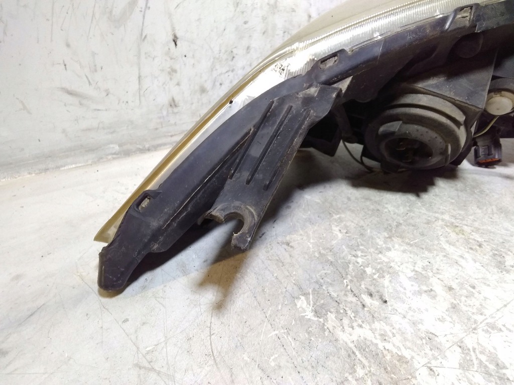 фото №8, Mazda 5 2009 ліва сторона лампа передня