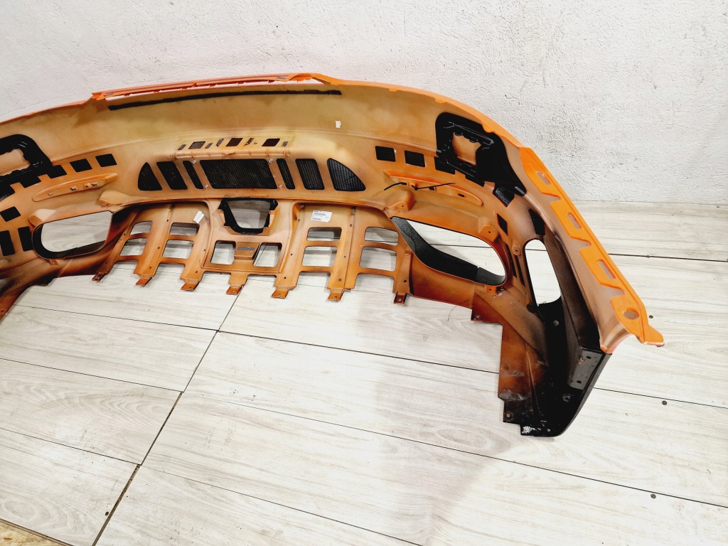 Бампер mercedes gt w190 amg чорний  series карбон Оригінал