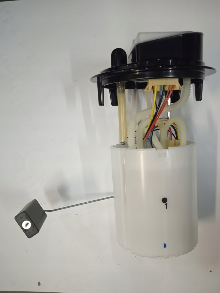 фото №2, Насос топлива kpl.p 3008 1.6blue hdi