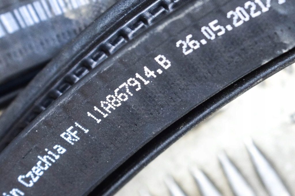 фото №6, Volkswagen id.4 e21 задня права прокладка двері гумовий 11a867914b електрика