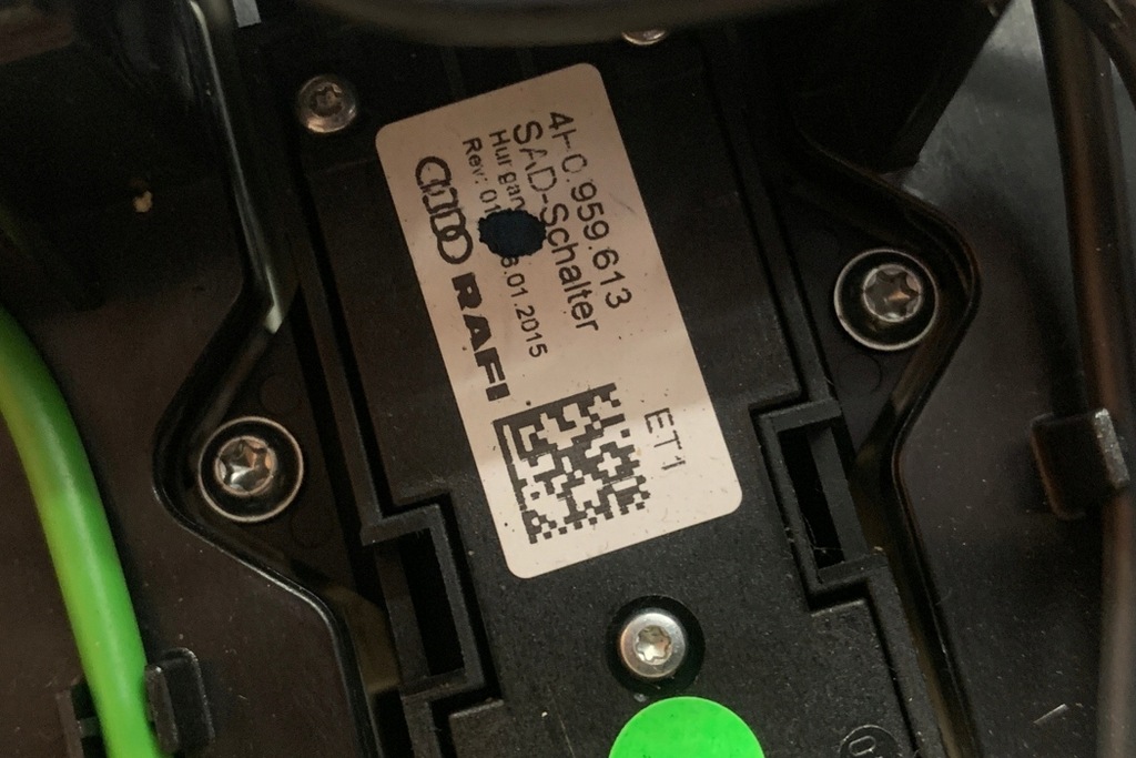 фото №12, Освещение внутреннее audi a8 4h_ 4h0951177 3.0l дизель 190kw 2015