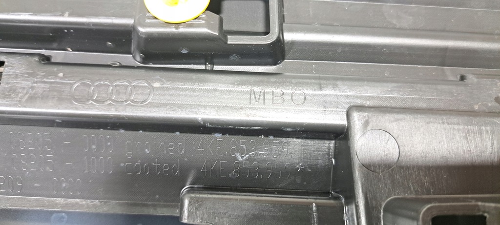 фото №9, Audi e-tron молдинг дверь левый перед 4ke853959