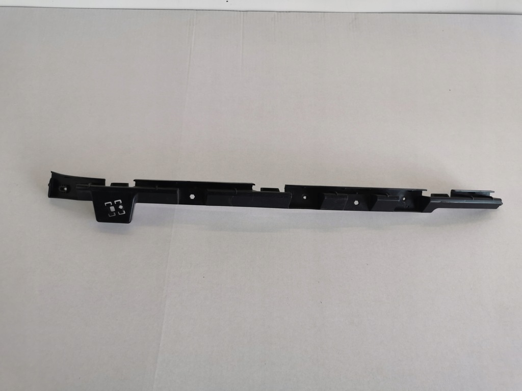 фото №1, Opel insignia a kombi напрямна бампера лівий задня