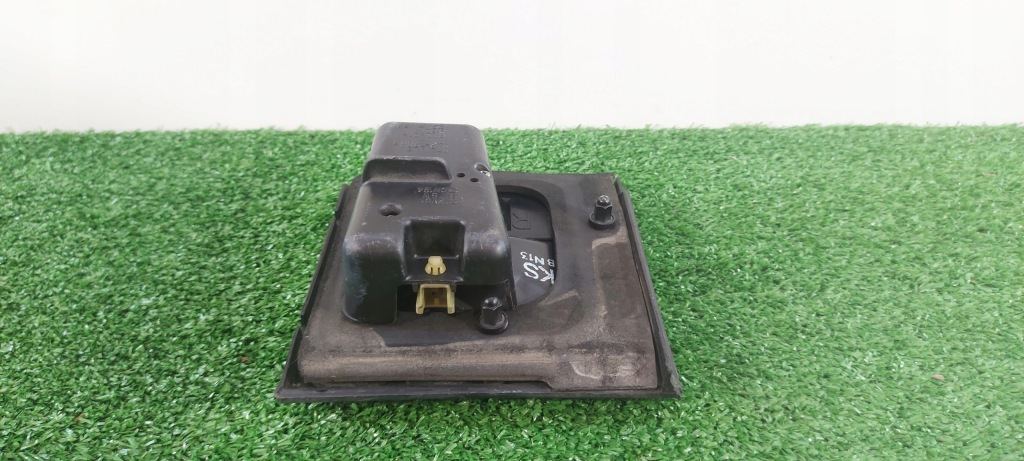 фото №2, Honda accord 84-89 rok права лампа w кришка задня