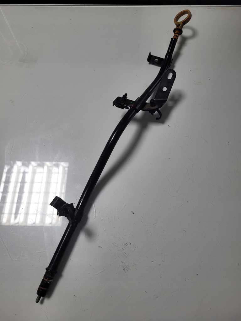 фото №1, Щуп щуп оливи opel insignia a astra j 2.0 turbo a20nht