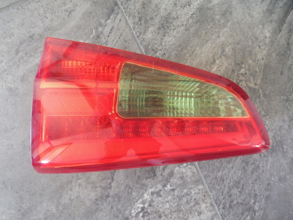 фото №1, Лампа права w кришка задня kia ceed ii kombi
