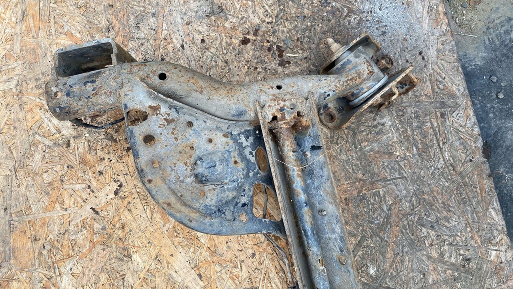 фото №9, Renault clio iii 2007 балка osi задний