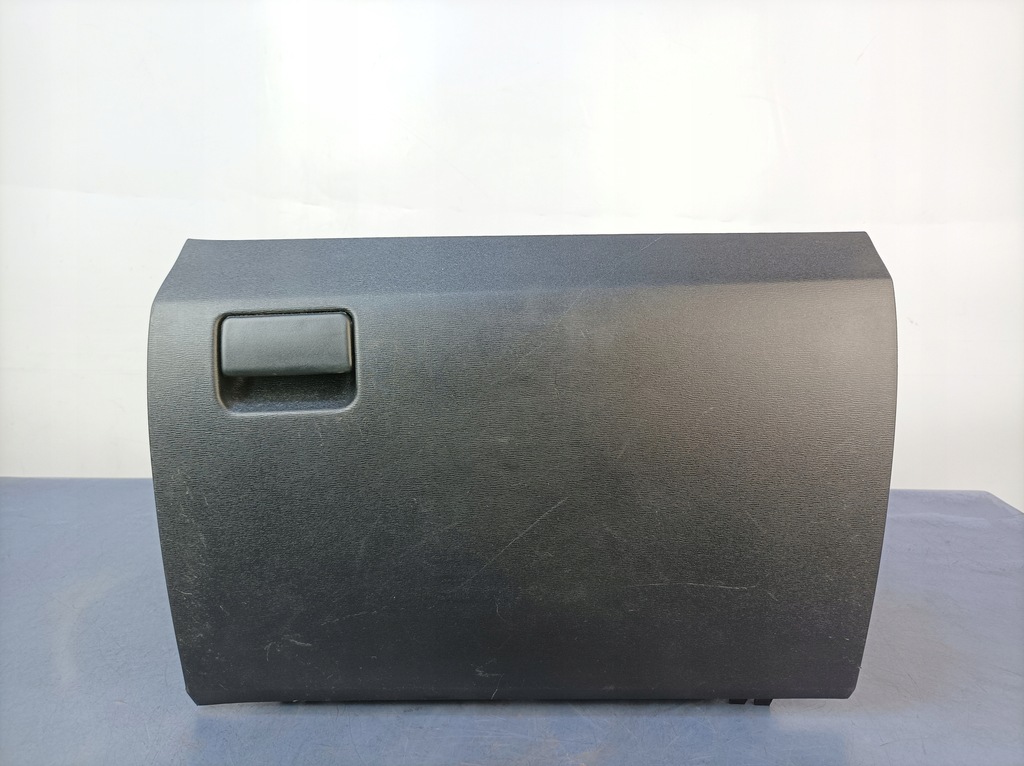 фото №1, Toyota avensis t27 бардачок пасажира