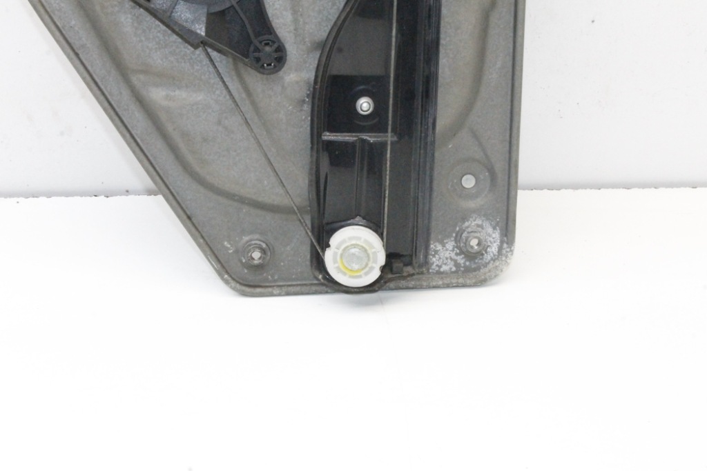 фото №12, Подъемник стекло задних левых дверь skoda superb ii estate 3t5