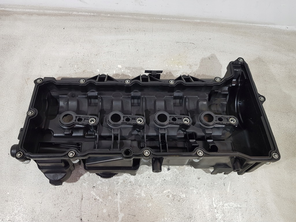 фото №7, Крышка клапанов 8570829 bmw x1 e84 f30 f10 f20 2.0d n47d20c