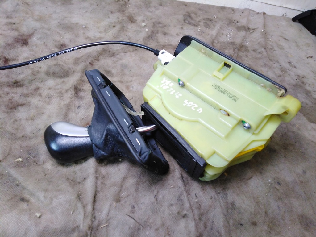 фото №9, Mercedes c w204 вибірник перемикання передач автоматична коробка передач трос