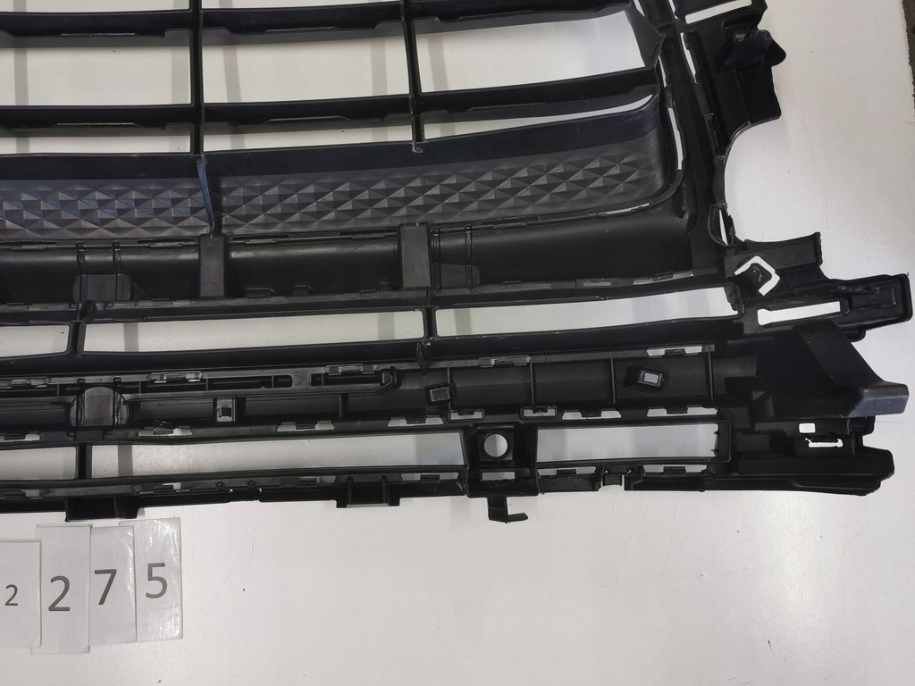 фото №13, Решётка радиатора, решётка радиатора, решётка средняя porsche macan lift gts 2.275