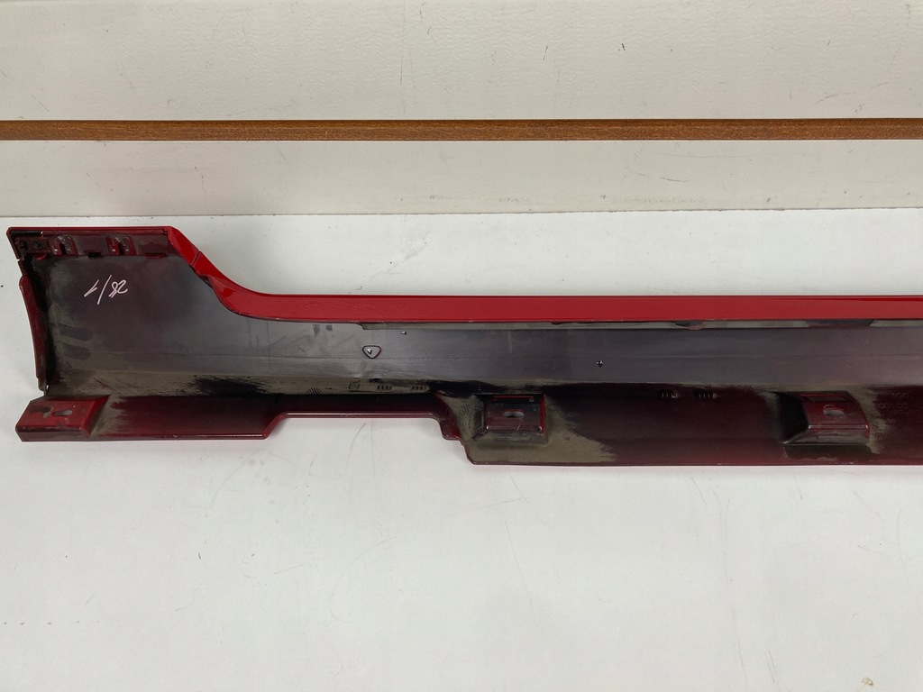 фото №11, Молдинг порог левая passat b8 3g0