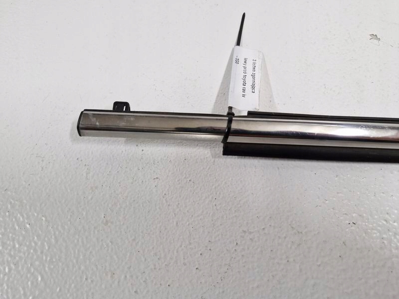 фото №6, Toyota rav4 iv 4 молдинг уплотнитель дверь левый перед левая передняя хром