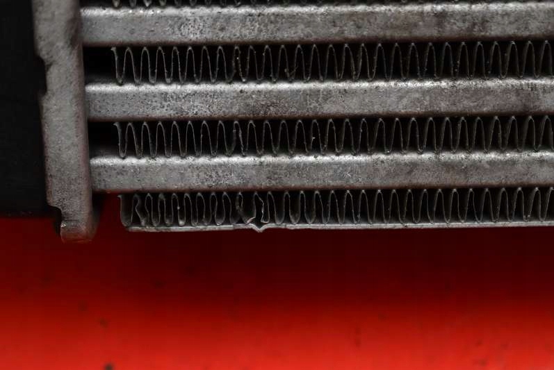 фото №8, Радіатор інтеркулер 9657073480 citroen c5 ii x7 iii 2.0 hdi 136 km 08-17