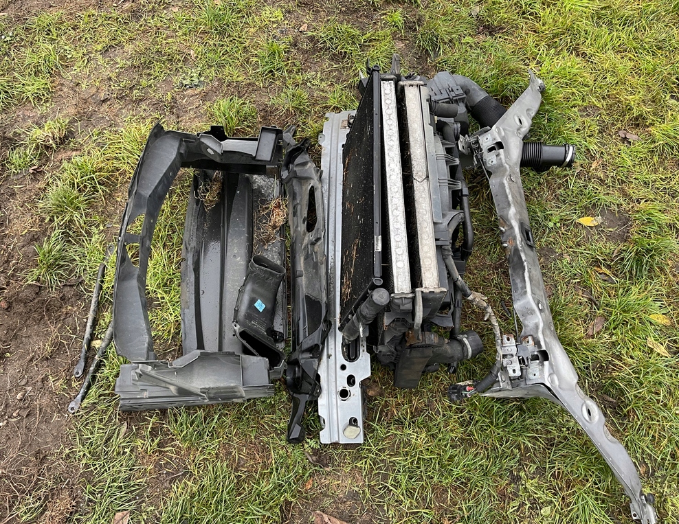 фото №5, Pas передній комплект радіатор вентилятор радіатор jaguar xf lift 2.2 x250