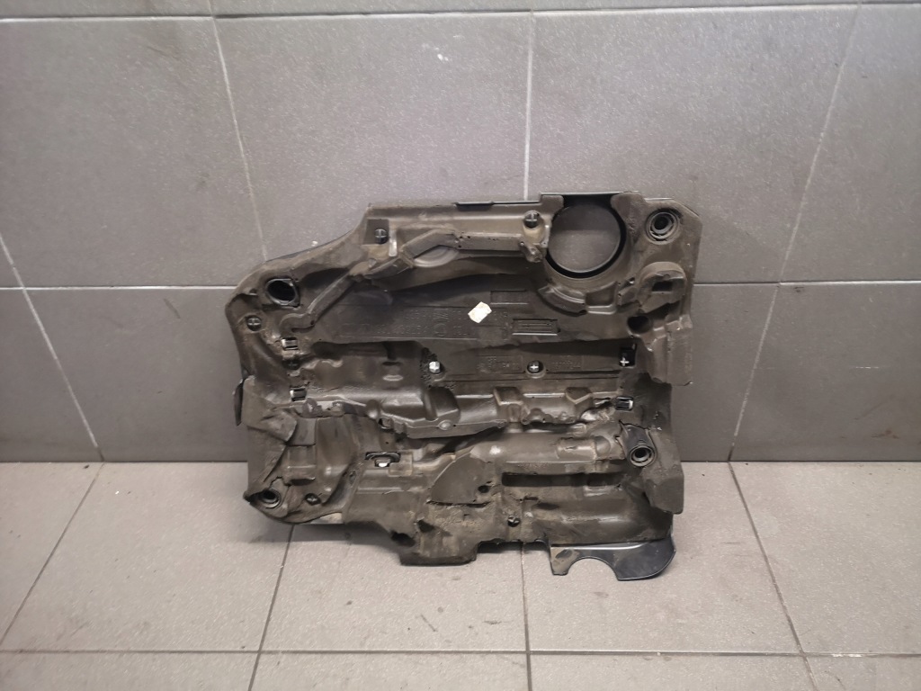 Захист двигуна верхній vw passat b6 tdi 03l103925am Недорого