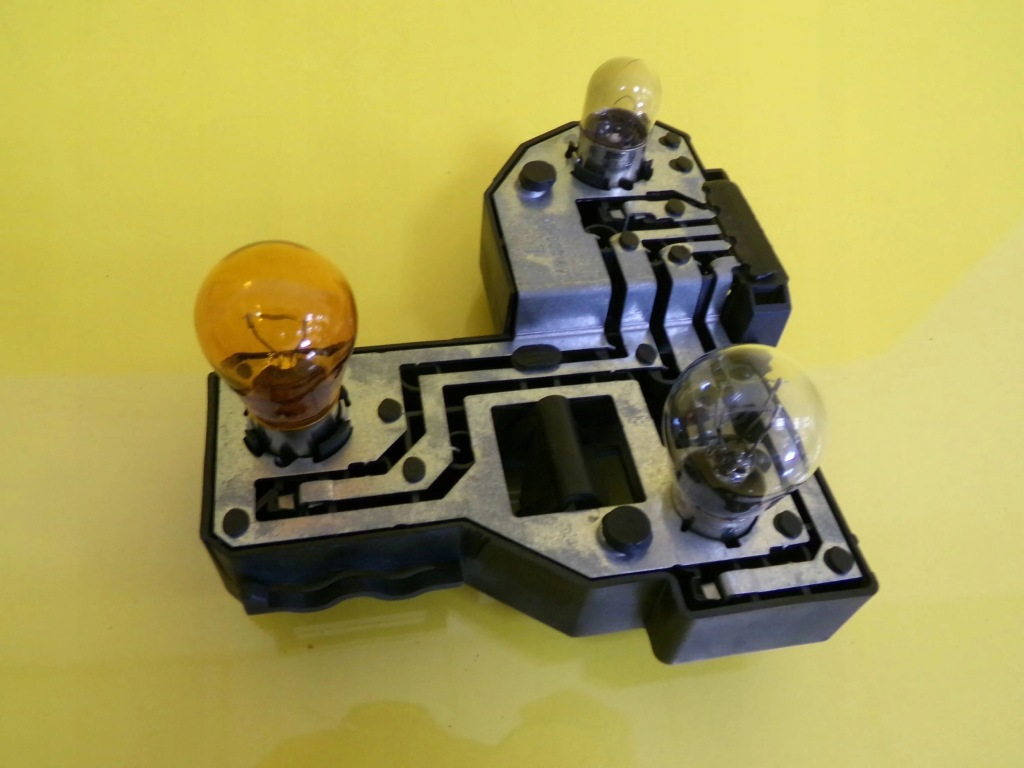 фото №1, Вкладиш лампи лівий задня mercedes benz w208 147867 nr982