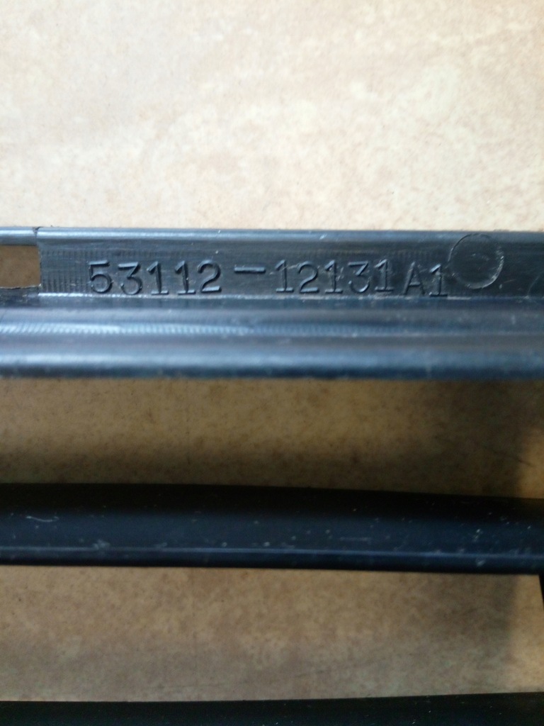 фото №11, Решётка бампера toyota corolla e15 53112-12131 oryg.